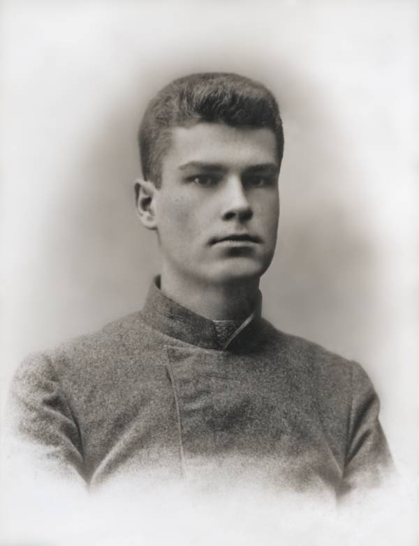 Максім Кніжнік